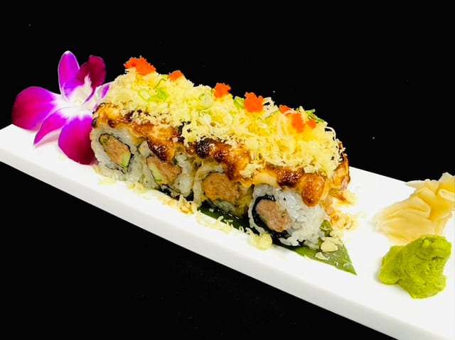 Koty White Roll.